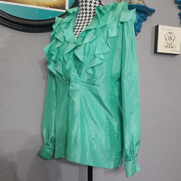 Gorgeous VTG Ruffled Silk Blouse - Picture 4 of 8